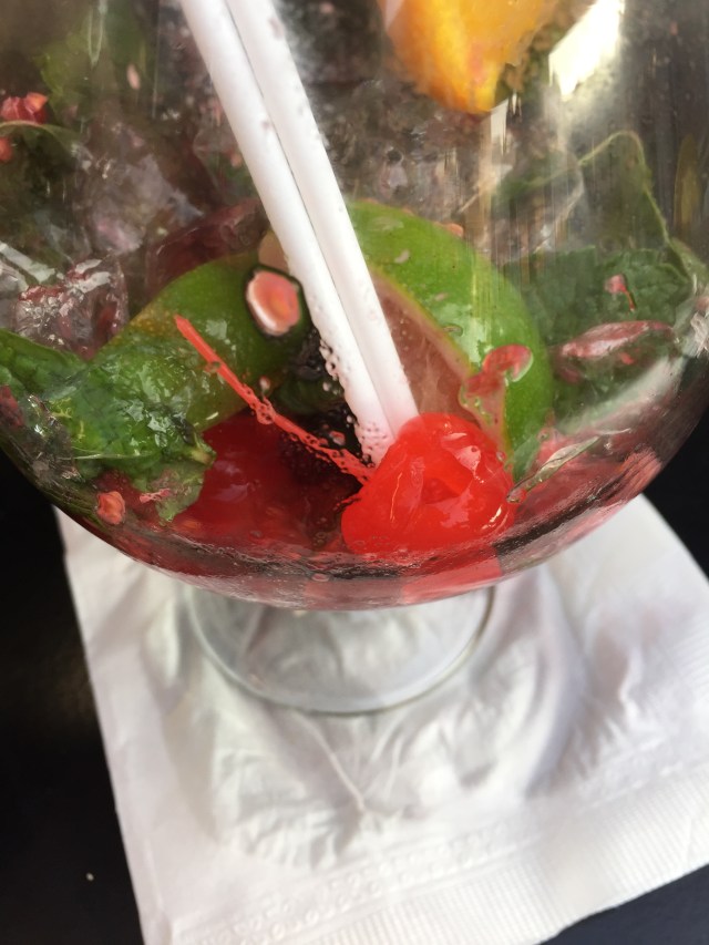 Dommage pour la cerise confite....