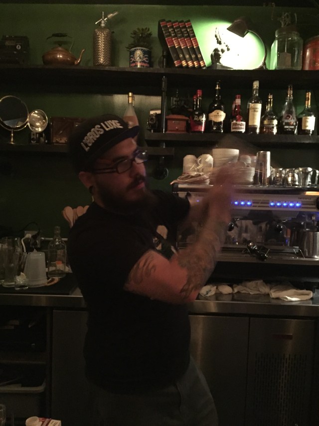 Maxime en pleine action....Shake, Shake, Shake !!!