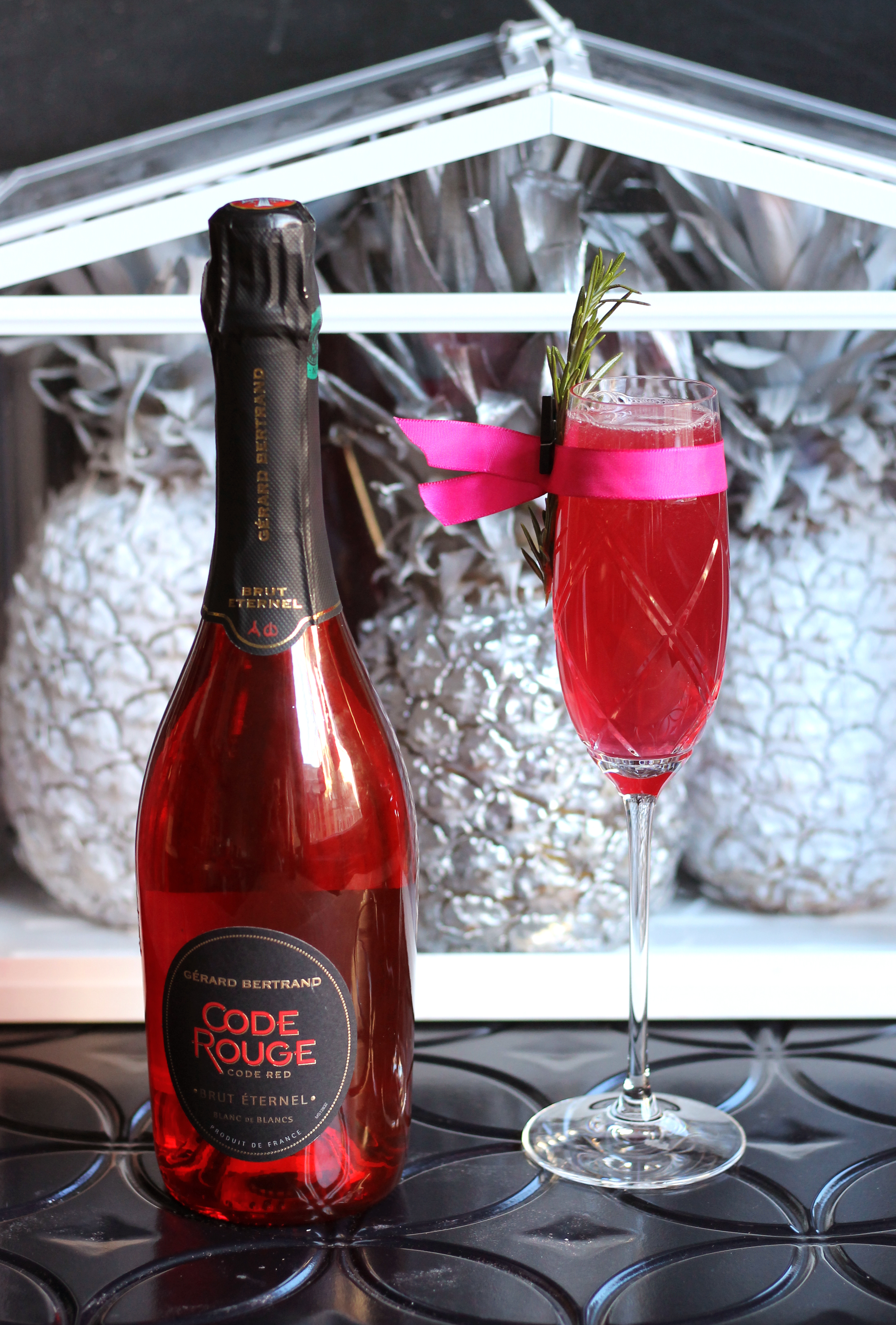 Code Rouge Rose Code Rouge en Blanc de Blanc ! | L'envers du bar